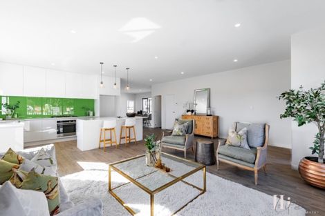 Photo of property in 9 Konoba Avenue, Kumeu, 0810