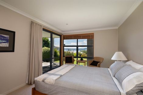 Photo of property in 18 Wakeman Road, Acacia Bay, Taupo, 3330