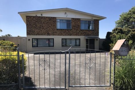 Photo of property in 26 Widmore Drive, Massey, Auckland, 0614