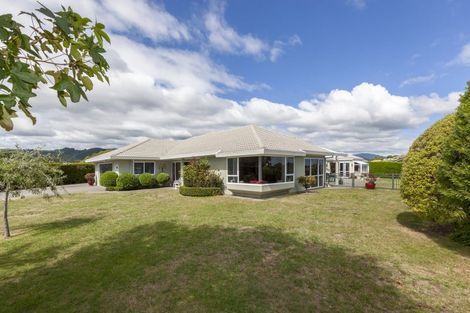 Photo of property in 236 Mazengarb Road, Paraparaumu, 5032