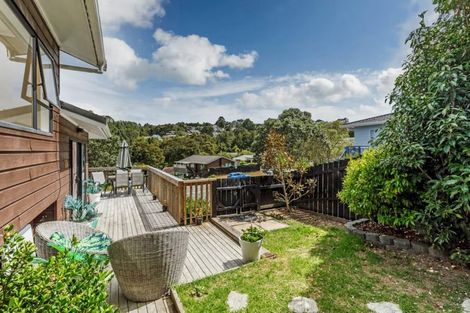 Photo of property in 1/111 Spinella Drive, Bayview, Auckland, 0629