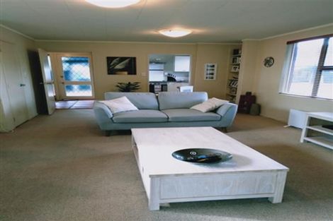 Photo of property in 9 Pohutukawa Place, Ellerslie, Auckland, 1051