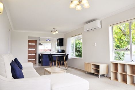 Photo of property in 1/3 Capilano Place, Glenfield, Auckland, 0629