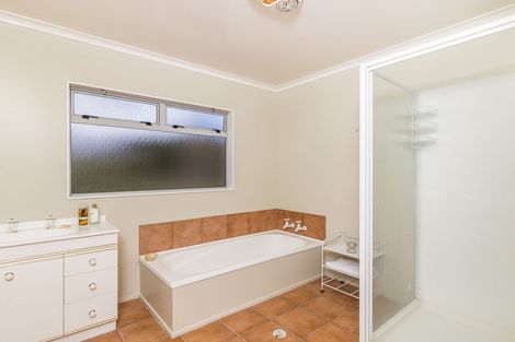 Photo of property in 2/24 Robinson Terrace, Rangatira Park, Taupo, 3330