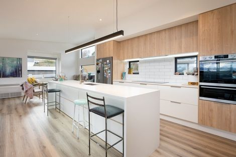 Photo of property in 9 Barclay Place, Wanaka, 9305