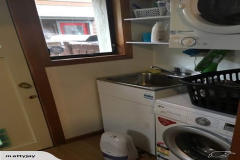 Photo of property in 2/5 Scarborough Terrace, Mount Victoria, Wellington, 6011