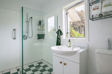 Photo of property in 189 Masterton Stronvar Road, Te Ore Ore, Masterton, 5886