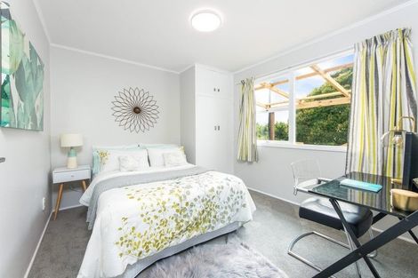 Photo of property in 147 Rangatira Road, Beach Haven, Auckland, 0626