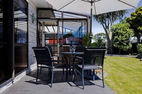 Photo of property in 74 Riemenschneider Street, Manaia, 4612