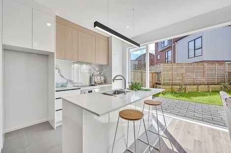 Photo of property in 32 Whautapu Court, Avondale, 1026