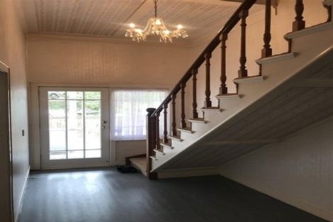 Photo of property in 43 St Leonards Road, Kelston, Auckland, 0602