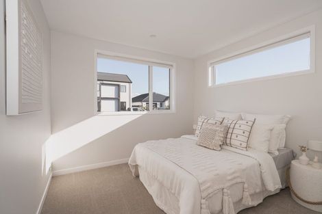 Photo of property in 37 Monaro Place, Papamoa, 3118