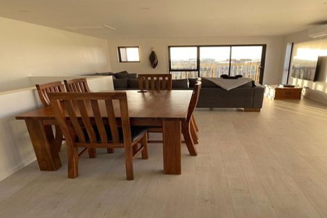 Photo of property in 36a Poruru Close, Papakura, 2110