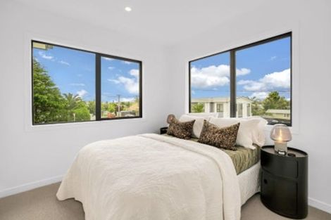 Photo of property in 82 Walmer Road, Point Chevalier, Auckland, 1022