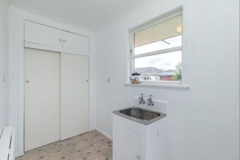 Photo of property in 609 Queen Street East, Levin, 5510