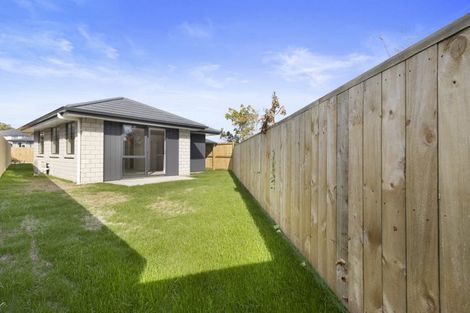 Photo of property in 2/20 Alanbrooke Place, Beerescourt, Hamilton, 3200