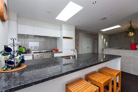 Photo of property in 1152b South Road, Oakura, 4314