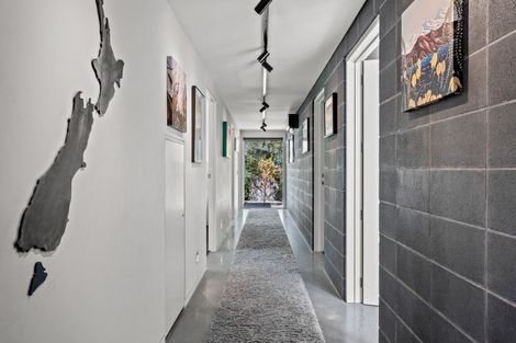 Photo of property in 17 Mathias Terrace, Arthurs Point, Queenstown, 9371