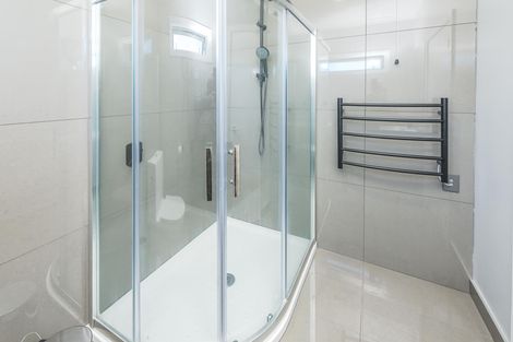 Photo of property in 3 Kamahi Street, Castlecliff, Whanganui, 4501