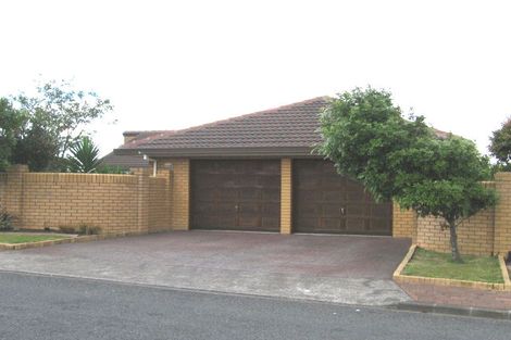 Photo of property in 25 Reflection Drive, West Harbour, Auckland, 0618