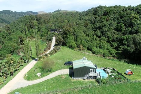 Photo of property in 365 Upper Hook Road, Hunter, Waimate, 7978