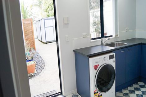 Photo of property in 1c Estuary Views, Shelly Park, Auckland, 2014