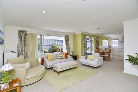 Photo of property in 21 Tutton (pvt) Mews, Rangiora, 7400