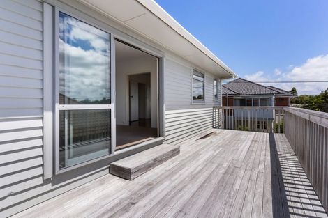 Photo of property in 88 Aberdeen Road, Campbells Bay, Auckland, 0620