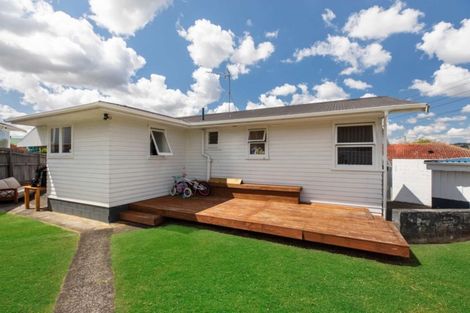 Photo of property in 33 Orion Street, Papakura, 2110