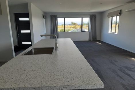 Photo of property in 10 Awatere Street, Pegasus, 7612