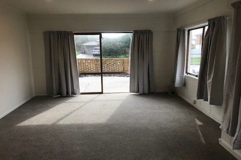 Photo of property in 12a Prince Regent Drive, Half Moon Bay, Auckland, 2012
