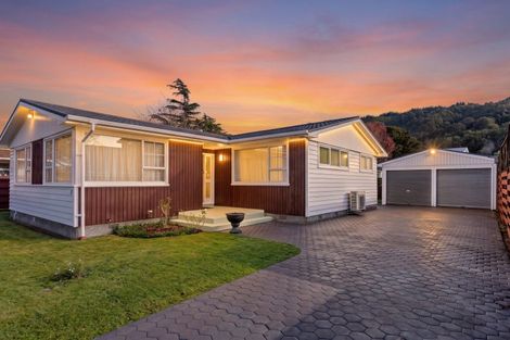 Photo of property in 51 Holdsworth Avenue, Trentham, Upper Hutt, 5018