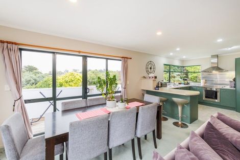 Photo of property in 15 Woodland Grove, Feilding, 4702