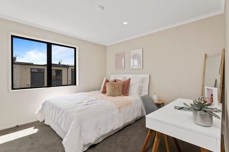 Photo of property in 7/6 Onekiritea Road, Hobsonville, Auckland, 0616