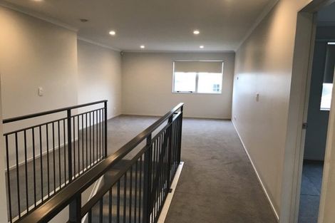 Photo of property in 4 Costa Viva Crescent, Karaka, Papakura, 2113