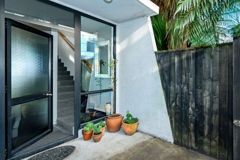 Photo of property in 2/88 Antigua Street, Addington, Christchurch, 8024