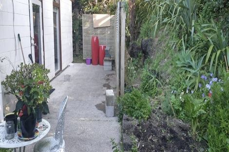 Photo of property in 32 James Street, Bayview, Auckland, 0629