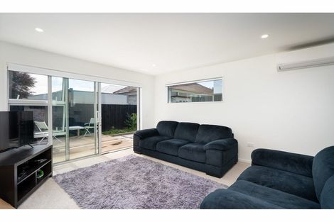 Photo of property in 5/51 Hills Road, Edgeware, Christchurch, 8013
