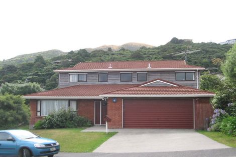 Photo of property in 34 Thatcher Crescent, Crofton Downs, Wellington, 6035