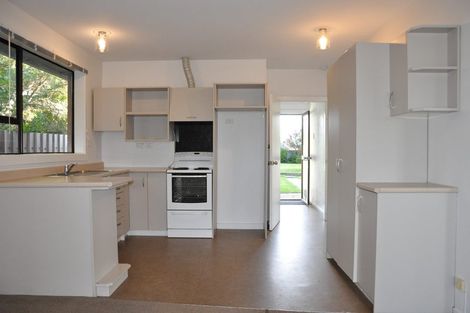 Photo of property in 482 Linwood Avenue, Woolston, Christchurch, 8062