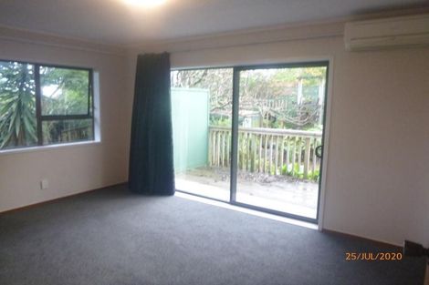 Photo of property in 33 Oreil Avenue, West Harbour, Auckland, 0618