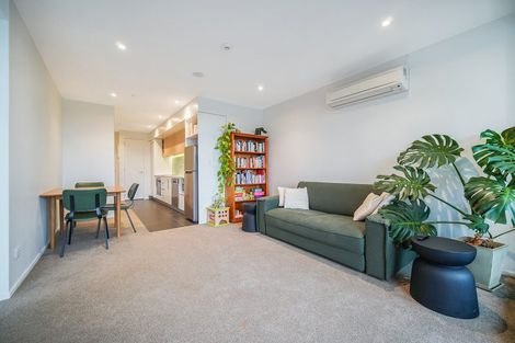 Photo of property in 102/1 Buscomb Avenue, Henderson, Auckland, 0610