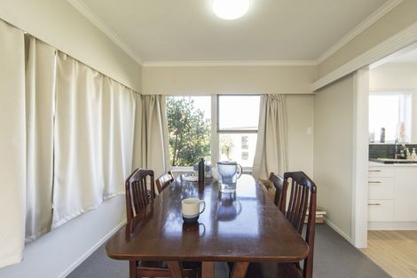 Photo of property in 45 Cecil Street, St Andrews, Hamilton, 3200