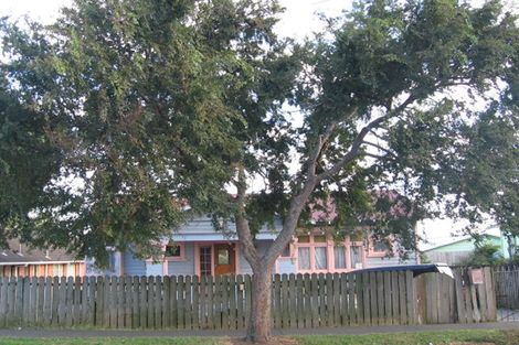 Photo of property in 32 Avenue Road, Otahuhu, Auckland, 1062