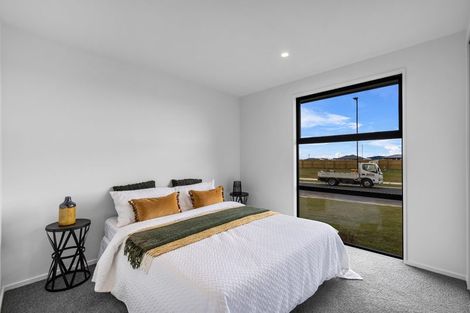 Photo of property in 33 Duporth Road, Rolleston, 7614