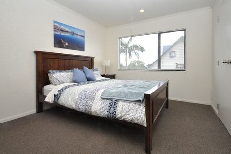 Photo of property in 51a Waimumu Road, Massey, Auckland, 0614