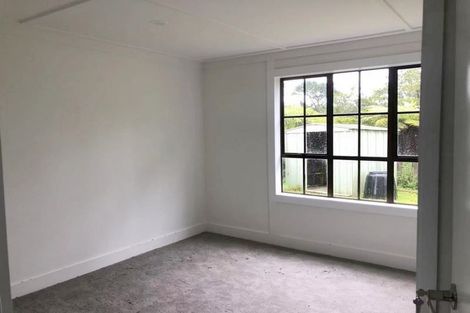 Photo of property in 7 Glen Vista Place, Bayview, Auckland, 0629