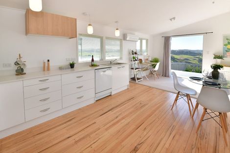 Photo of property in 21 Shine Road, South Head, Helensville, 0874