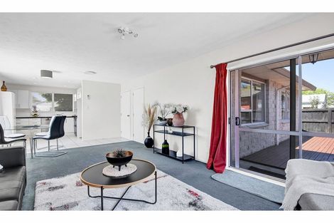 Photo of property in 2/67 Keighleys Road, Bromley, Christchurch, 8062