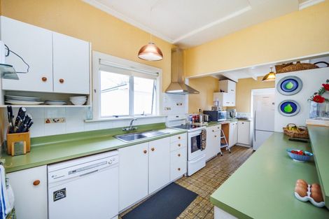 Photo of property in 329 Makirikiri Road, Crofton, Marton, 4787